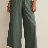 Z Supply Scout Linen Pant in Everglade